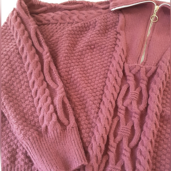 SHEIN Crop Cable Front Neck Zip Sweater Sz L - Picture 7 of 9